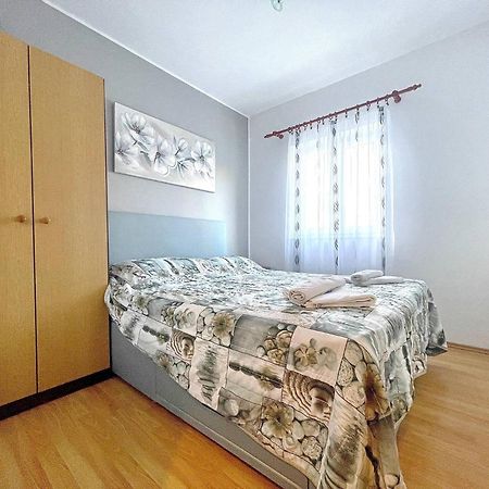 Apartments Capic Z Baška Eksteriør bilde