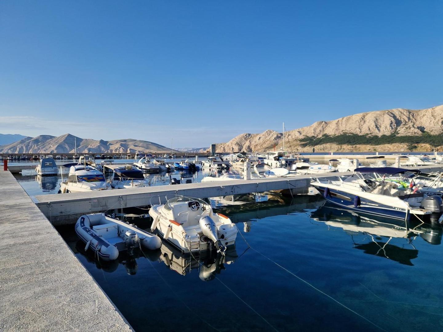 Apartments Capic Z Baška Eksteriør bilde
